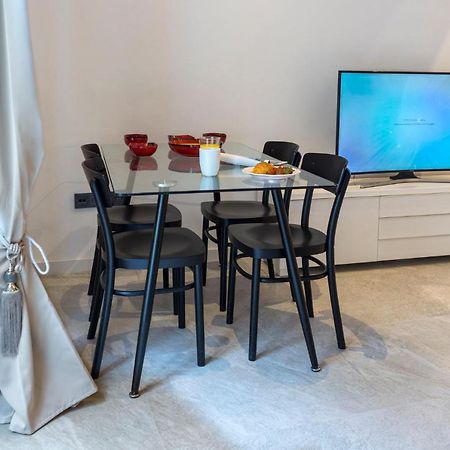 Acogedor Apartamento En Pleno Centro De Malaga By Sharingco Daire Dış mekan fotoğraf