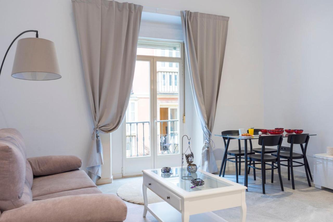 Acogedor Apartamento En Pleno Centro De Malaga By Sharingco Daire Dış mekan fotoğraf