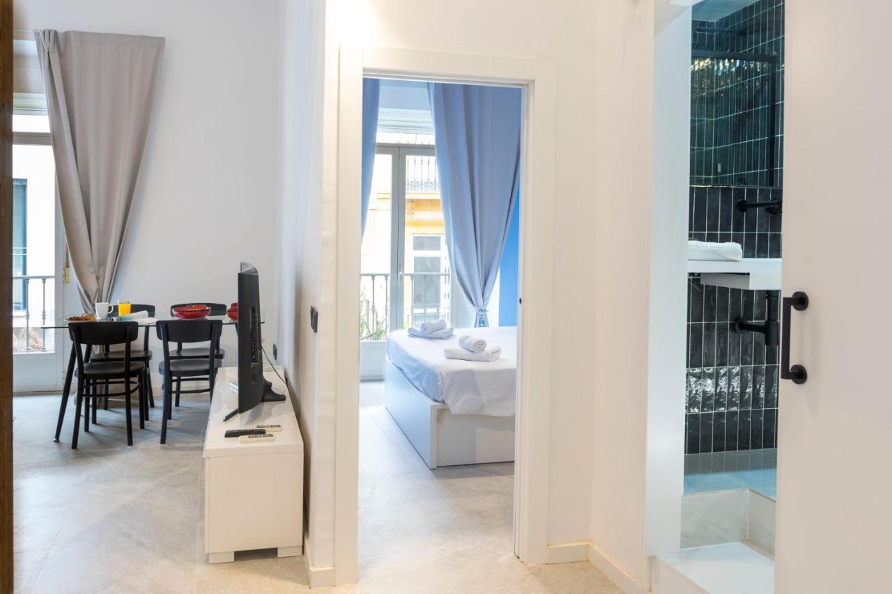 Acogedor Apartamento En Pleno Centro De Malaga By Sharingco Daire Dış mekan fotoğraf